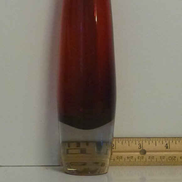 Vintage Aseda Red Bullet 8" Glass Vase - Picture 3 of 4
